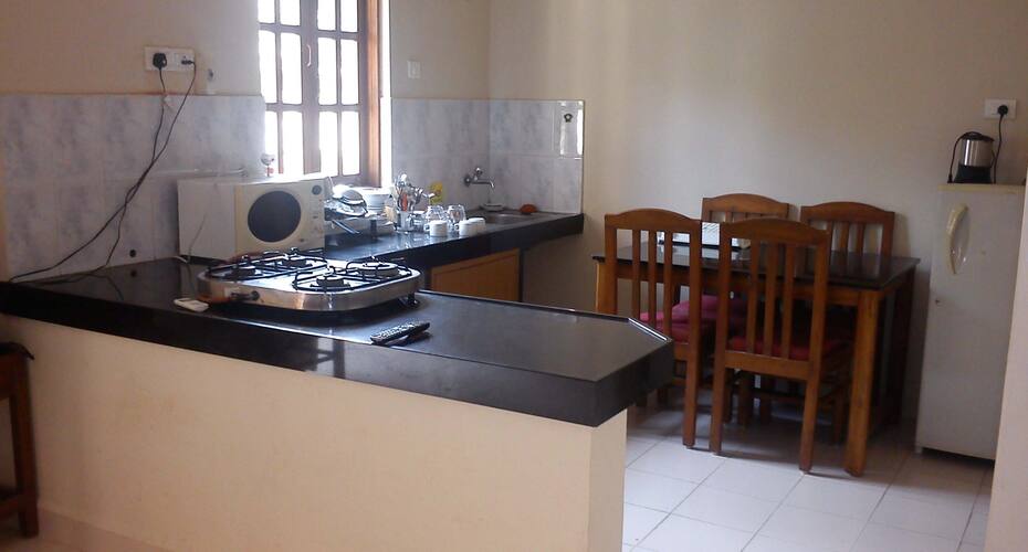 Highland 2BHK Apartment, Goa 5